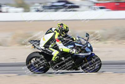 media/Jan-15-2026-Racers Edge (Thu) [[dfebeb70ab]]/2-A Group/Session 3 (Turn 15 Inside Pans)/